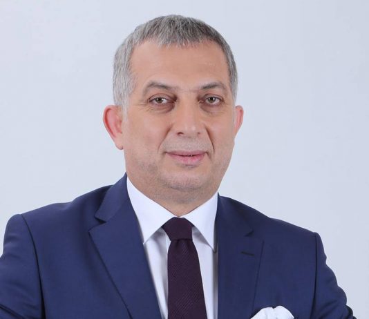 Sayin Gnl,Bsk miz Ak Parti istanbul Vekilimiz Sayin Metin Külünk ile istanbul“da Teskilatimiz hakkinda bilgi verdi