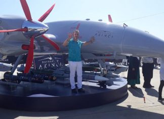 Gnl,Bsk,nin Turkiyemizin gurur kaynagi olan Ucak,IHA,SHA ve yerli silahlari fuarindaydi